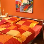 Art City-studio 1, Modern, Voll Ausgestattet, Zentrale Innenstadtlage, Ruhiges Schlafzimmer, Balkon Apartment