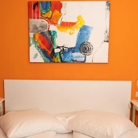 Art City-studio 1, Modern, Voll Ausgestattet, Zentrale Innenstadtlage, Ruhiges Schlafzimmer, Balkon *