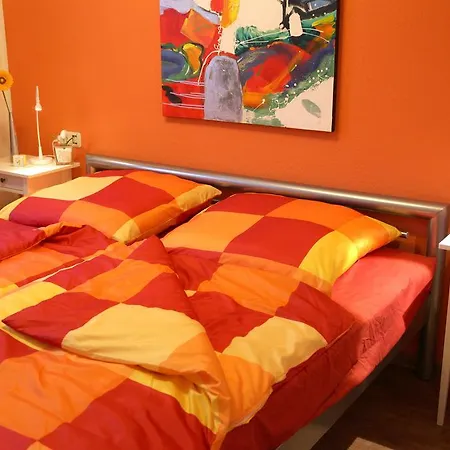 Art City-studio 1, Modern, Voll Ausgestattet, Zentrale Innenstadtlage, Ruhiges Schlafzimmer, Balkon Apartment
