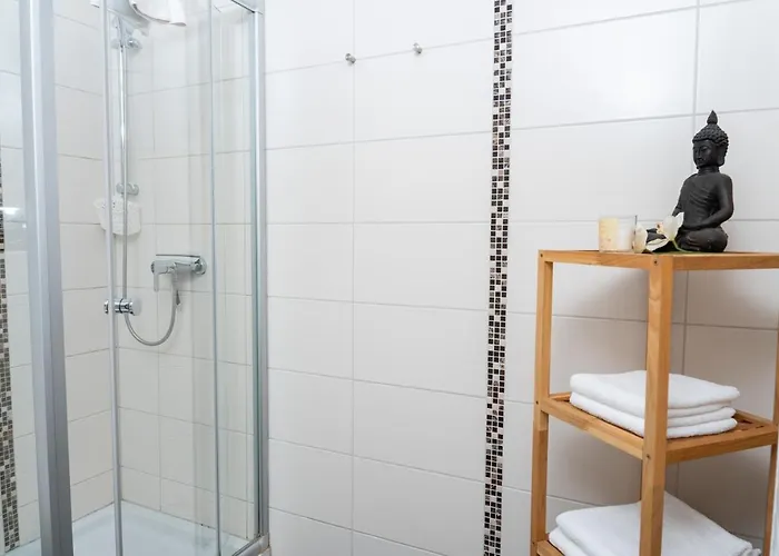 Art City-studio 1, Modern, Voll Ausgestattet, Zentrale Innenstadtlage, Ruhiges Schlafzimmer, Balkon Kassel