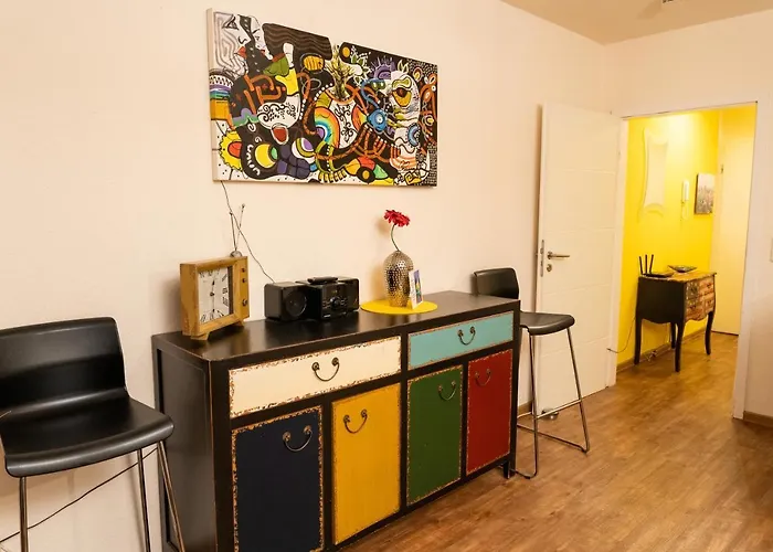 Art City-studio 1, Modern, Voll Ausgestattet, Zentrale Innenstadtlage, Ruhiges Schlafzimmer, Balkon Apartament